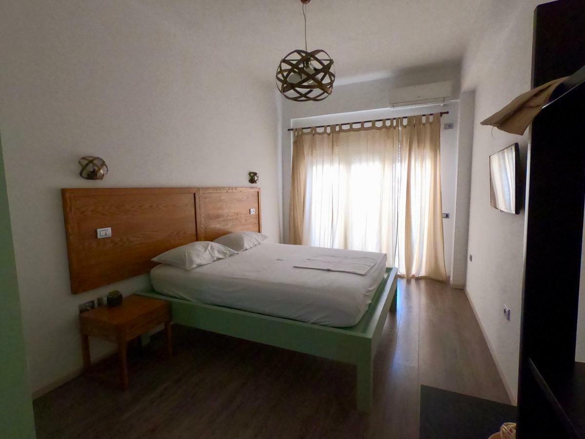 Guesthouse 1932 Himare Exterior photo